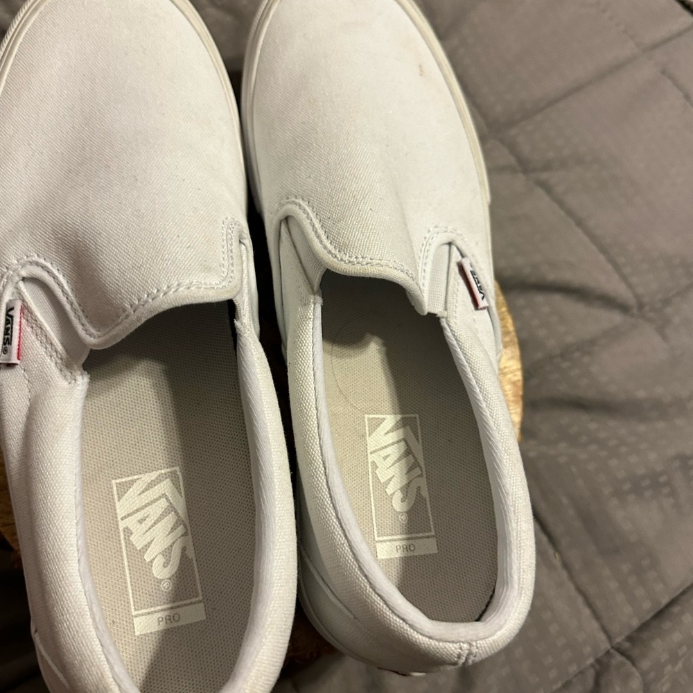 VANS - white slip one